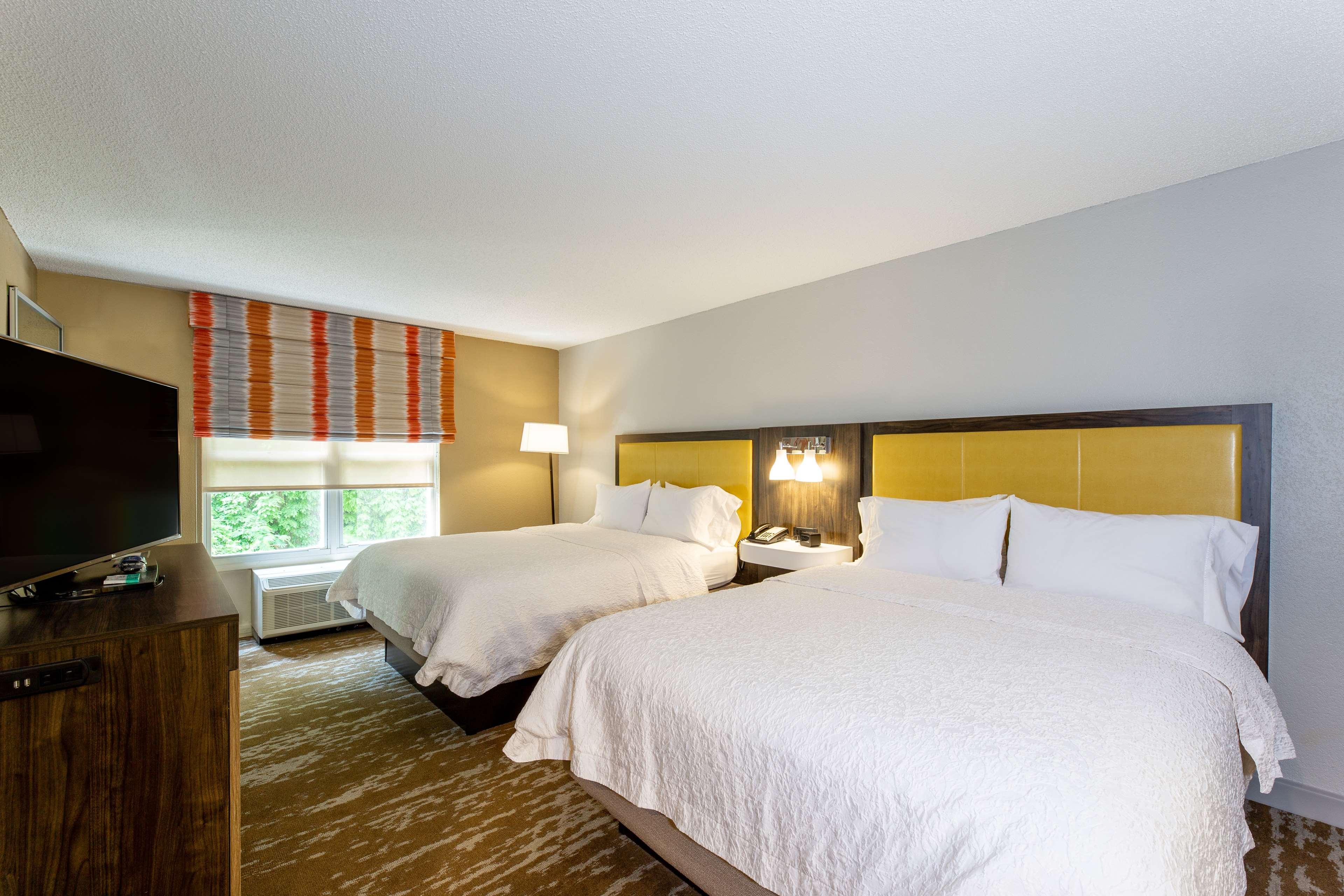 Hampton Inn & Suites Raleigh Cary Lenovo Center Exterior foto