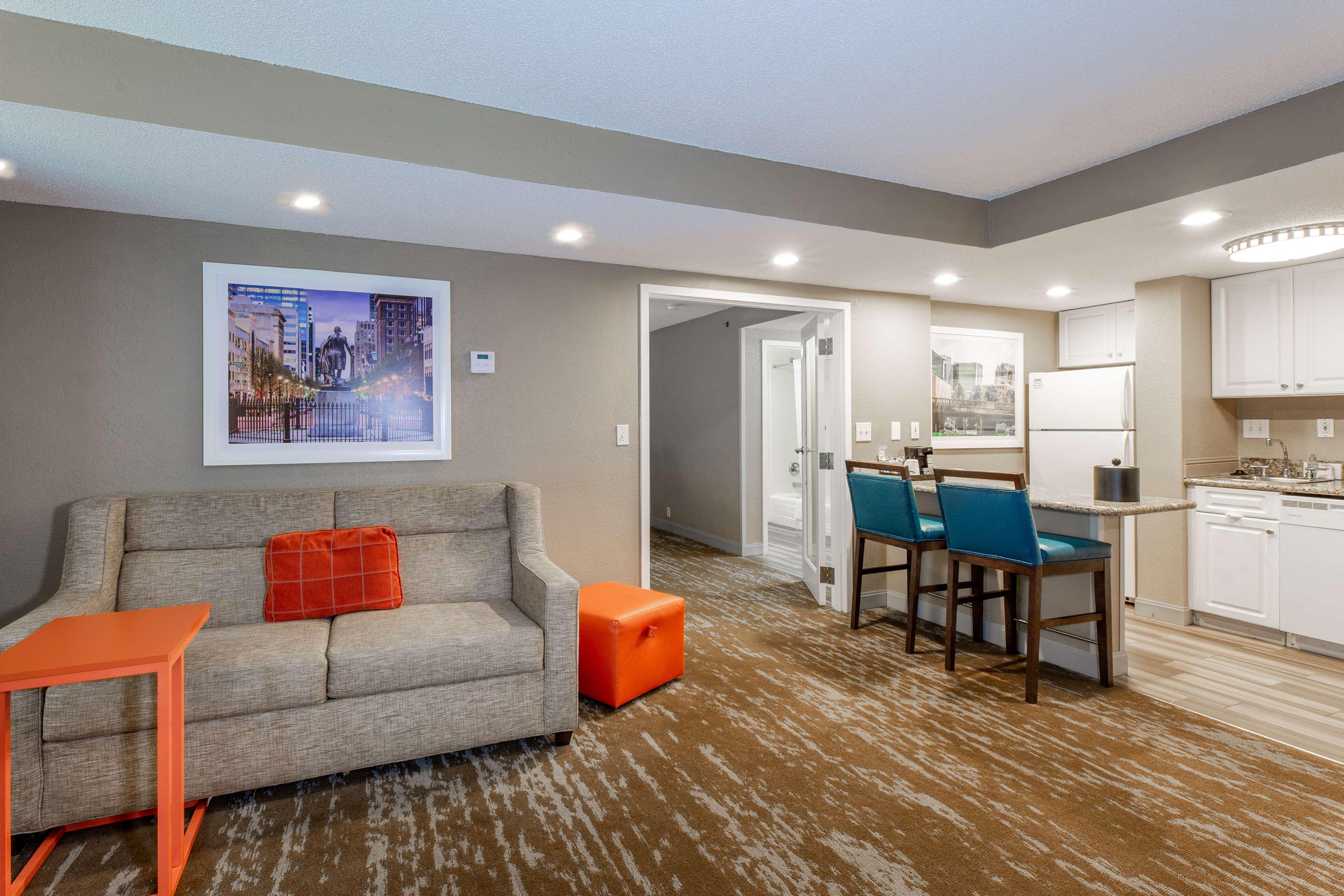 Hampton Inn & Suites Raleigh Cary Lenovo Center Exterior foto