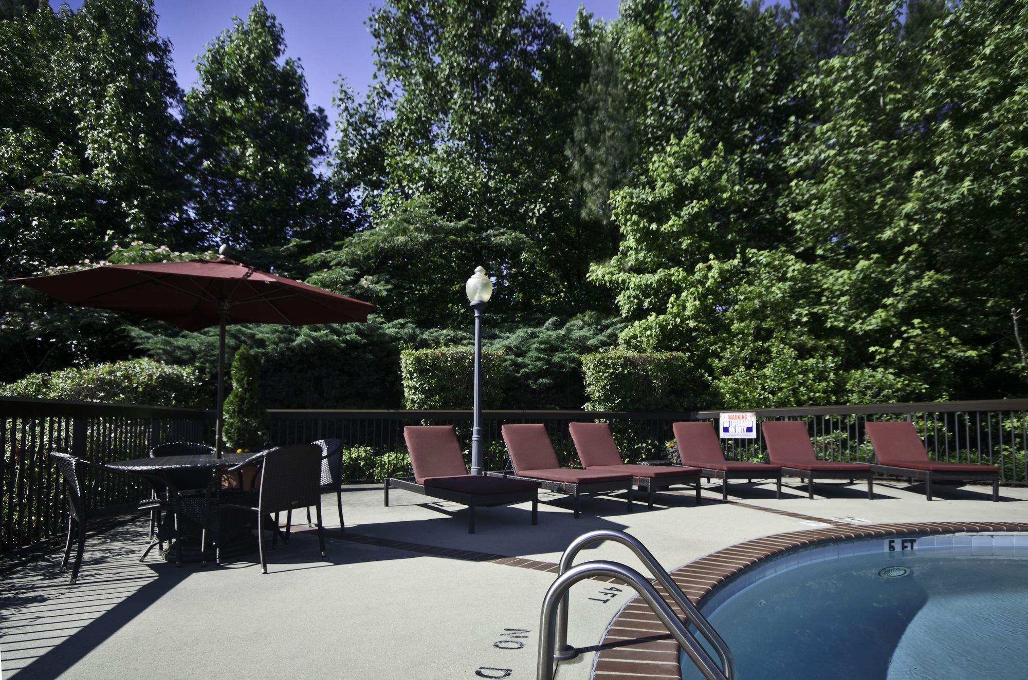 Hampton Inn & Suites Raleigh Cary Lenovo Center Exterior foto
